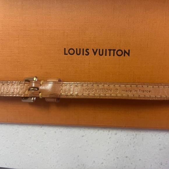 Louis Vuitton strap - Picture 2 of 6